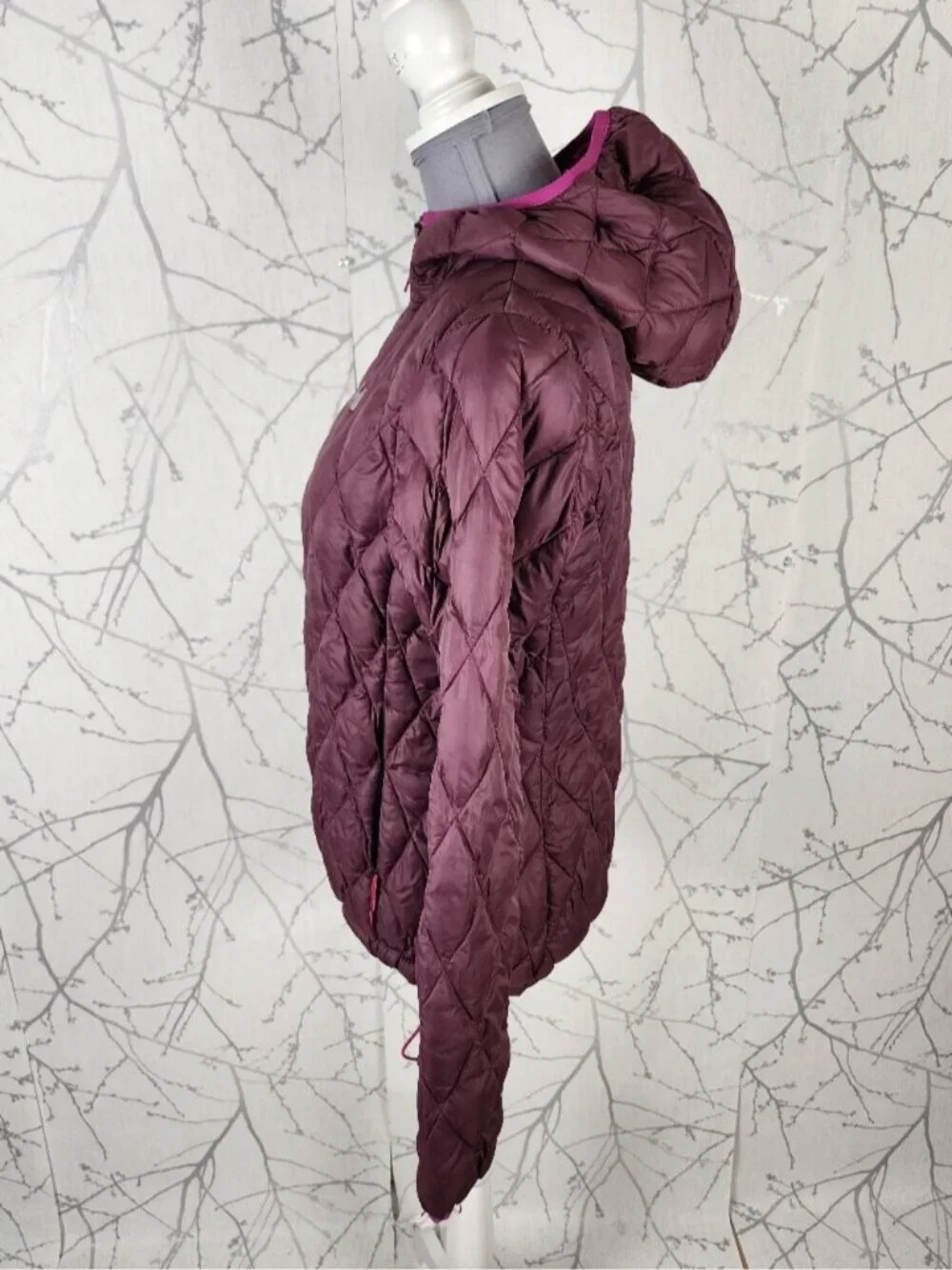 Helly Hansen Purple Synthetic Fill Full Zip Hooded Quilted Puffer